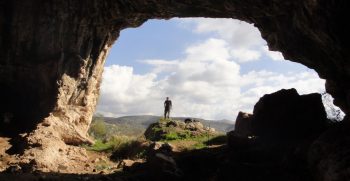 Shukbah mağarası