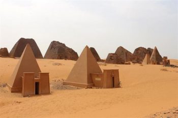 Sudan piramitleri kush