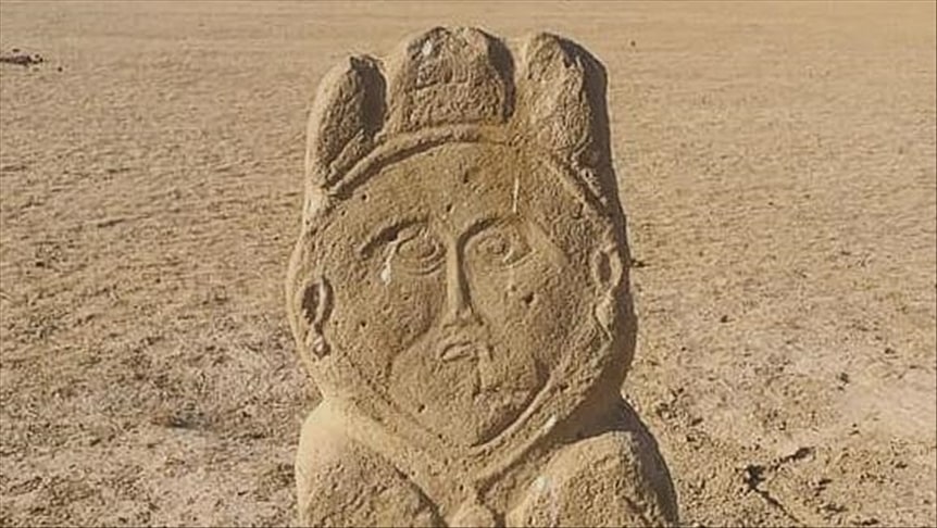 Kazakistan'ın güneyindeki Türkistan kentinden yaklaşık 250 kilometre (155 mil) uzaklıkta, erken Türk dönemine ait 1.300 yıllık taş heykel bulundu. Fotoğraf: AA