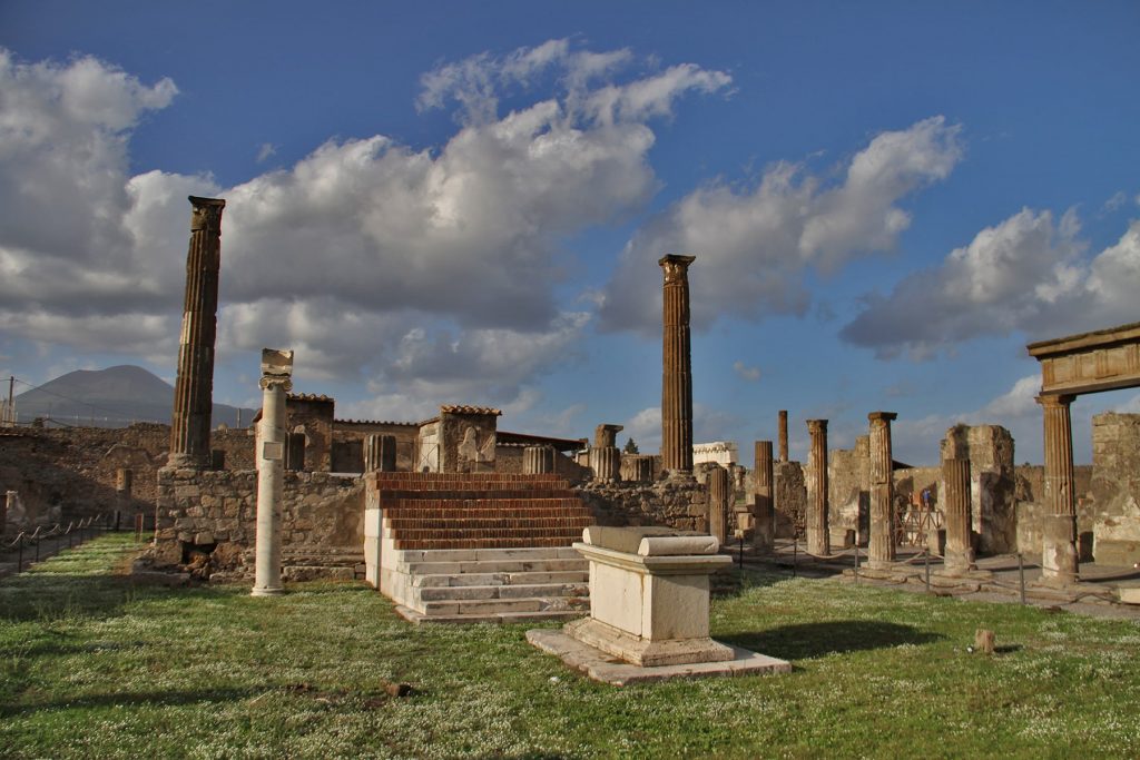 Apollon tapınağı, Pompei.