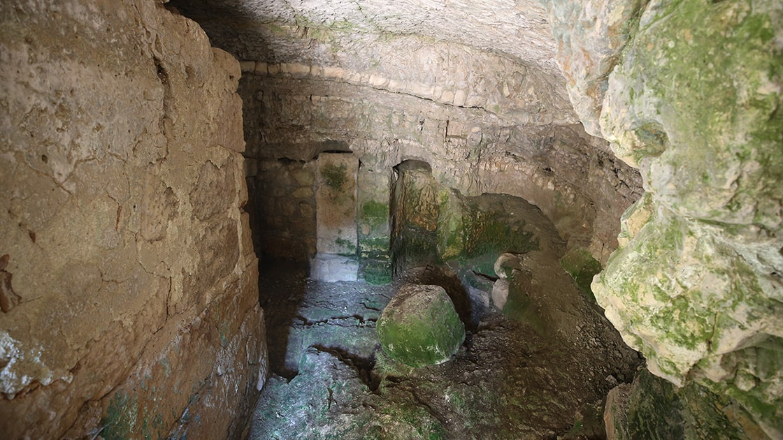 Miletos'un "Kutsal Mağarası" ziyarete açıldı. Fotoğraf Ferdi Uzun/AA
