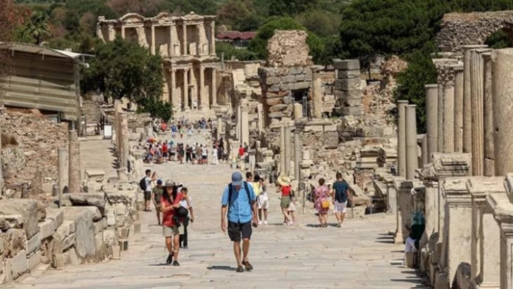Müzekart GNS ile Efes Antik Kenti ücretsiz gezilecek