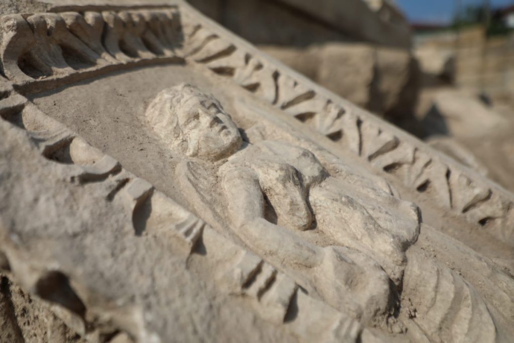 Prusias ad Hypium Antik Kenti'nde Apollon heykeli bulundu
