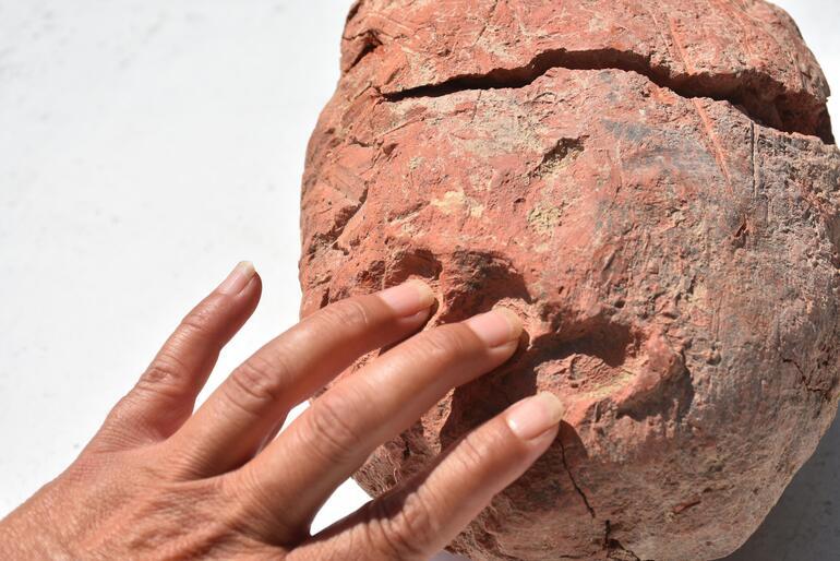 Ulucak Höyük seramiklerinin üzerinde 8 bin yıllık parmak izleri
