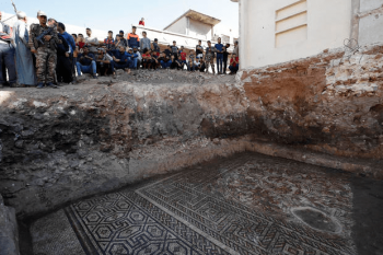 Suriye'de Amazon savaşçılarının tasvir edildiği nadir Roma mozaiği bulundu