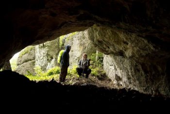 Tunel Wielki mağarasında 500 milyon yıllık çakmaktaşı aletler bulundu