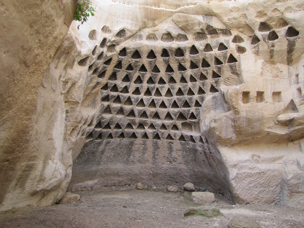 Columbarium Mağarası