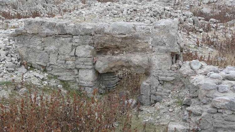 Skepsis Antik Kenti hamam kalıntıları