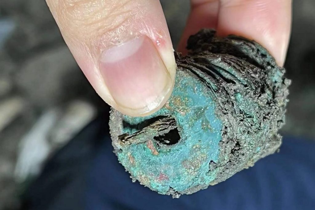 Doğu Çin'de 1500 kilo bronz sikke bulundu