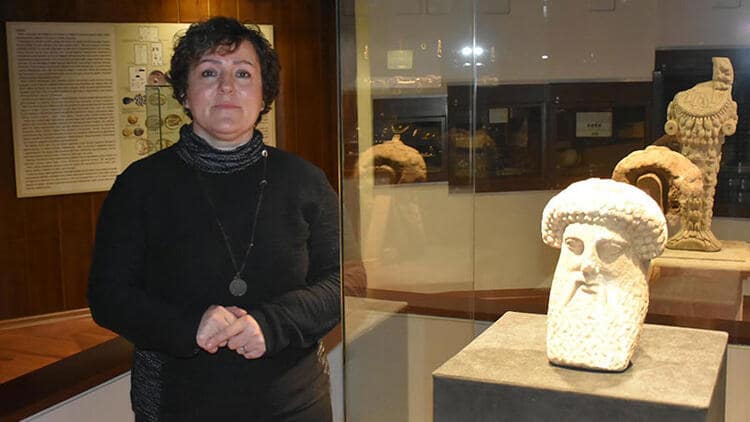 İzmir Arkeoloji Müzesi Uzmanı Elvan Tural Tercan