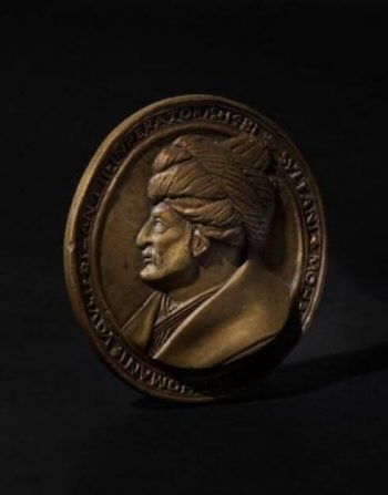 Fatih Sultan Mehmet madalyonu yeniden İstanbul'un oluyor