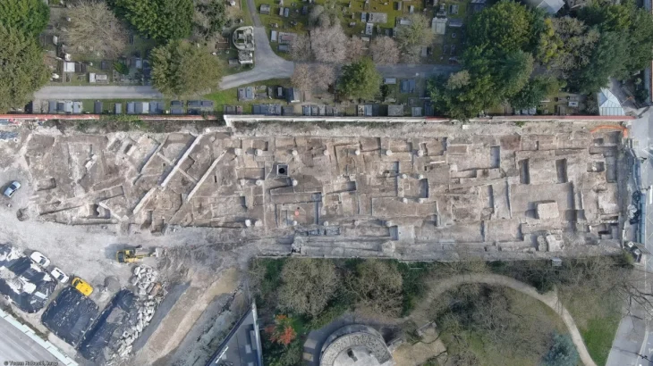 Fransa'da keşfedilen anıtsal Roma kompleksi