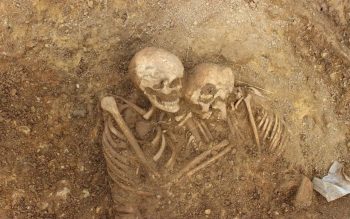Roma ve Anglosaksonların bir arada yattığı mezar alanı ortaya çıkarıldı