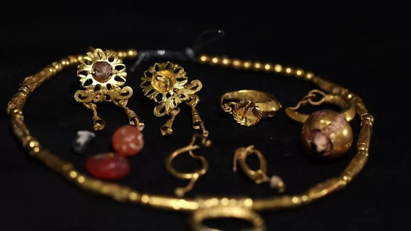1800 yıllık altın kolye_İsrail