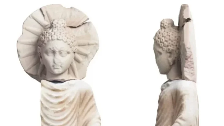 Mısır'ın Berenike antik kentinde keşfedilen Buda heykeli