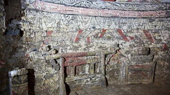 Cengiz Han'ın torunu Kubilay Han döneminden kalma süslemeli oymalı tuğlalı 12 mezar ortaya çıkarıldı