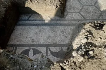 Arnavutluk'un Dıraç kentinde 1900 yıllık nadir bir mozaik keşfedildi
