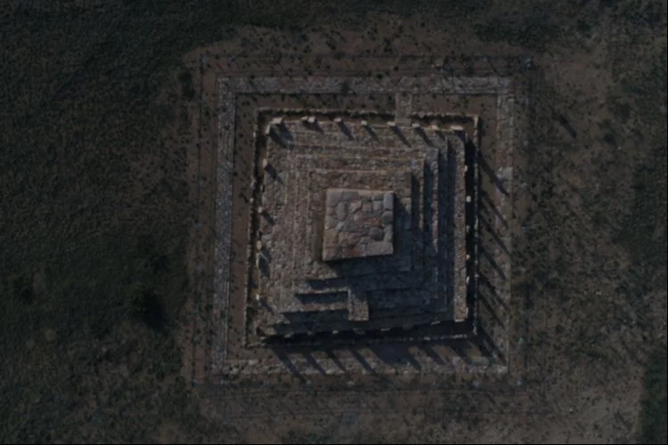 Karaganda'da İskit-Saka ve onun erken dönemine ait piramit bulundu