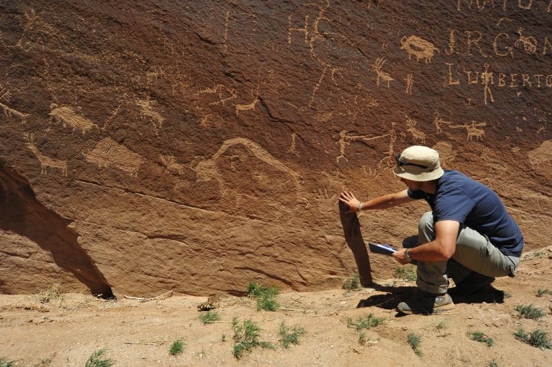 Polonyalı arkeologlar, Colorado'da 3. yüzyıla kadar uzanan yeni petroglifler keşfettiler