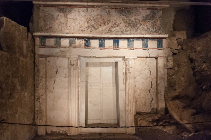 Royal-Tombs-at-Vergina