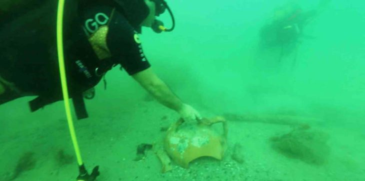 Karadeniz'in ilk bilimsel sualtı kazısında 2400 yıllık eserler bulundu