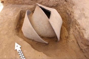 İsrail'de 6000 yıllık ilk Kalkolitik fildişi çömlek keşfedildi