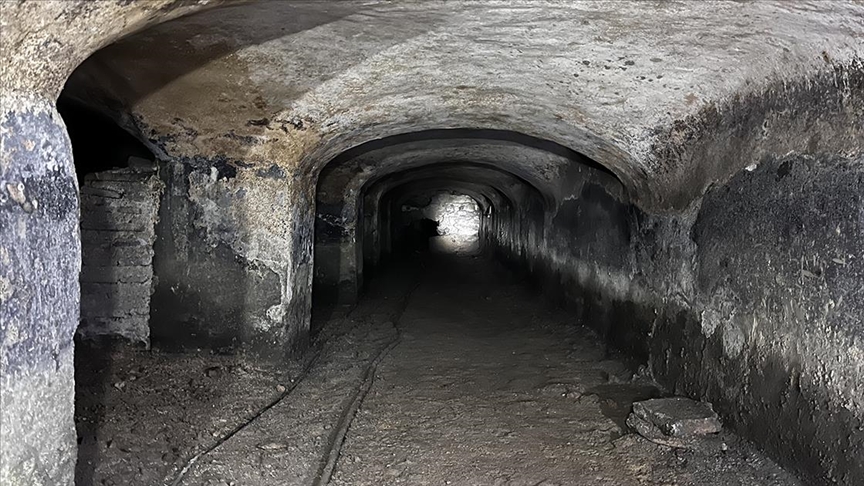 Ayasofya'nın bakımsız kalan yeraltı yapıları temizlenerek ziyarete açılacak