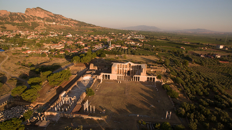 Sardes Antik Kenti ve Lidya Tümülüsleri Artık UNESCO Dünya Mirası Listesi'nde!