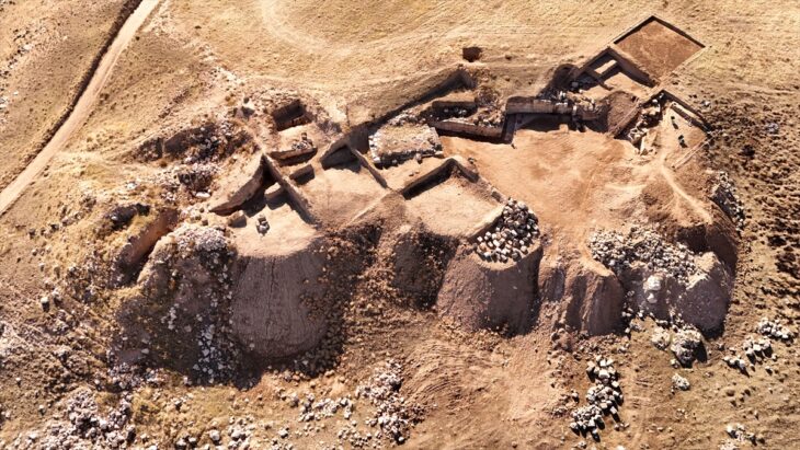 Zernaki Tepe’de Altı Yeni Aramice Yazıt Bulundu: Doğu Anadolu’da Unutulmuş Part Sınırı Gün Yüzüne Çıkıyor