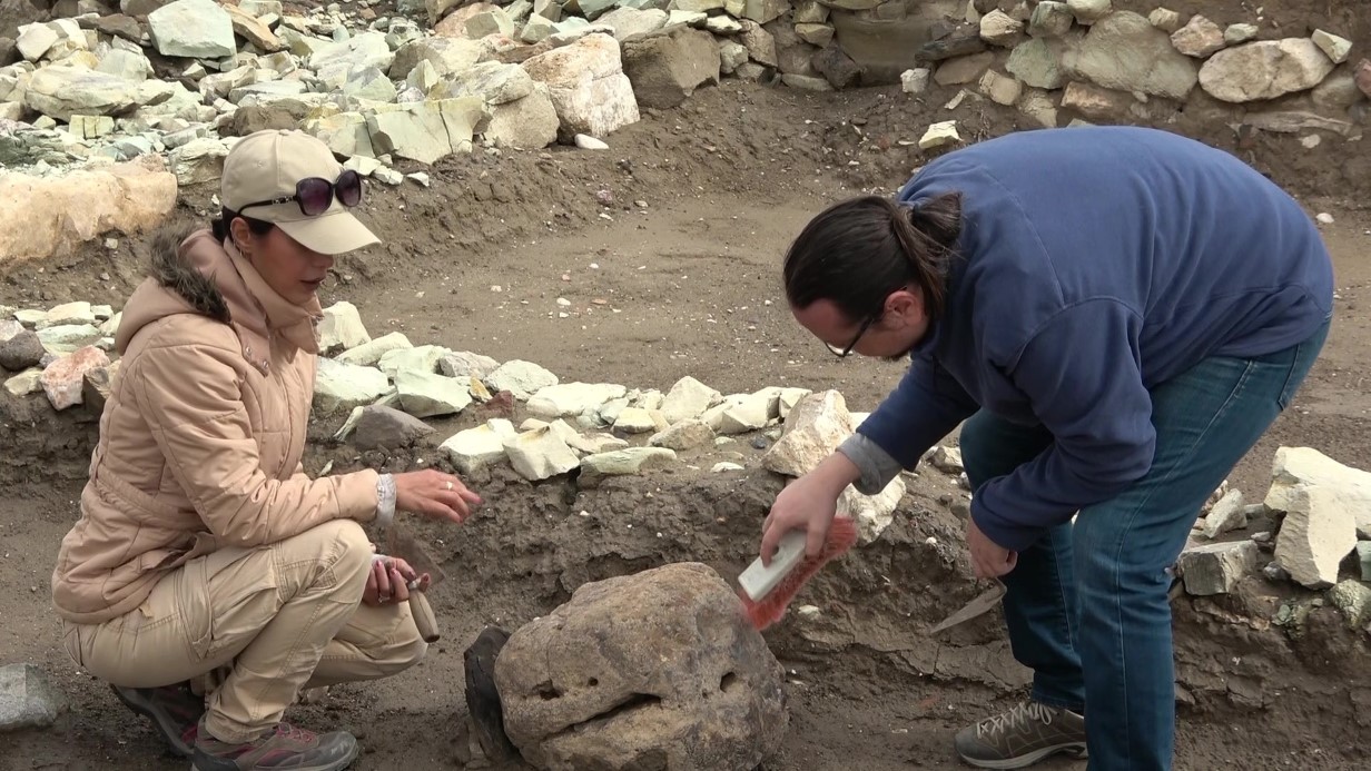 Anadolu’nun İçlerinde Fenike İzleri: Oluz Höyük’te Olası Bebek Küp Mezarları Bulundu