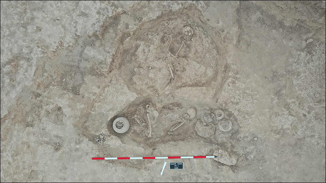 Arkeologlar İran’da BMAC Uygarlığıyla Bağlantılı Tunç Çağı Mezarları Keşfetti