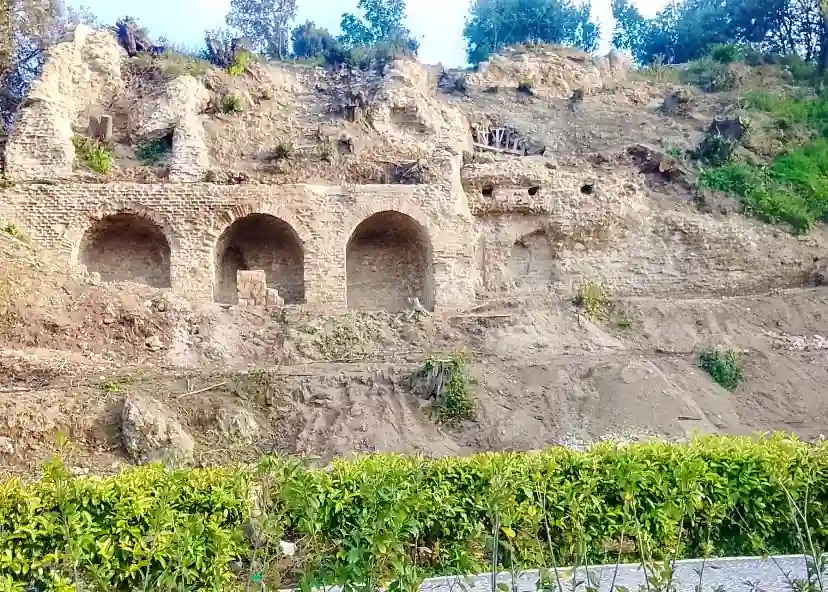 İtalya’da Camorra’dan Alınan Arazide Roma Villası Keşfedildi: Cicero’nun Damadı Dolabella’ya Ait Olabilir