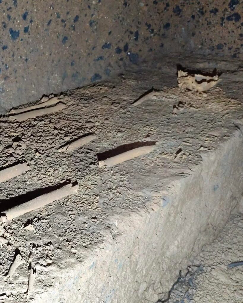 İtalya’da 2.700 Yıllık Dokunulmamış Etrüsk Mezarı Açıldı: İçinde İki Kişi ve Zengin Mezar Hediyeleri Bulundu
