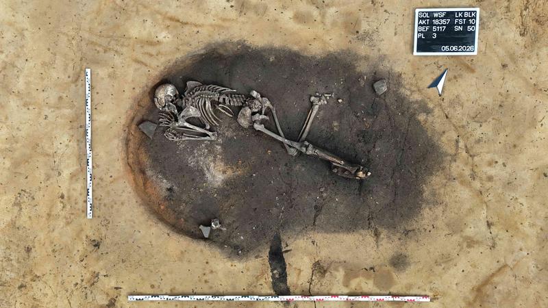 Almanya’da 4.000 Yıllık Sıra Dışı Mezar: Genç Erkek Fırın Çukuruna Gömülmüş