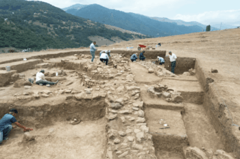 Azerbaycan Dağlarında 2.200 Yıllık Atropatene Yerleşimi Bulundu